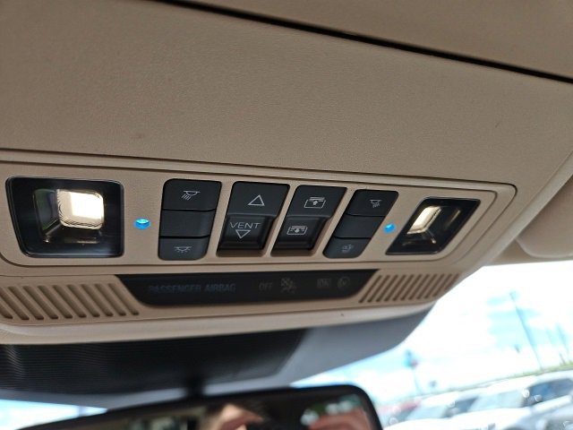 Used 2023 Ford Explorer Platinum w/ Technology Package image 37