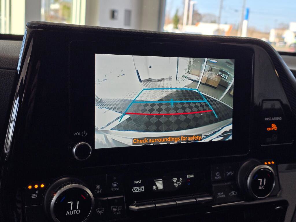 Used 2024 Toyota Highlander XSE image 30