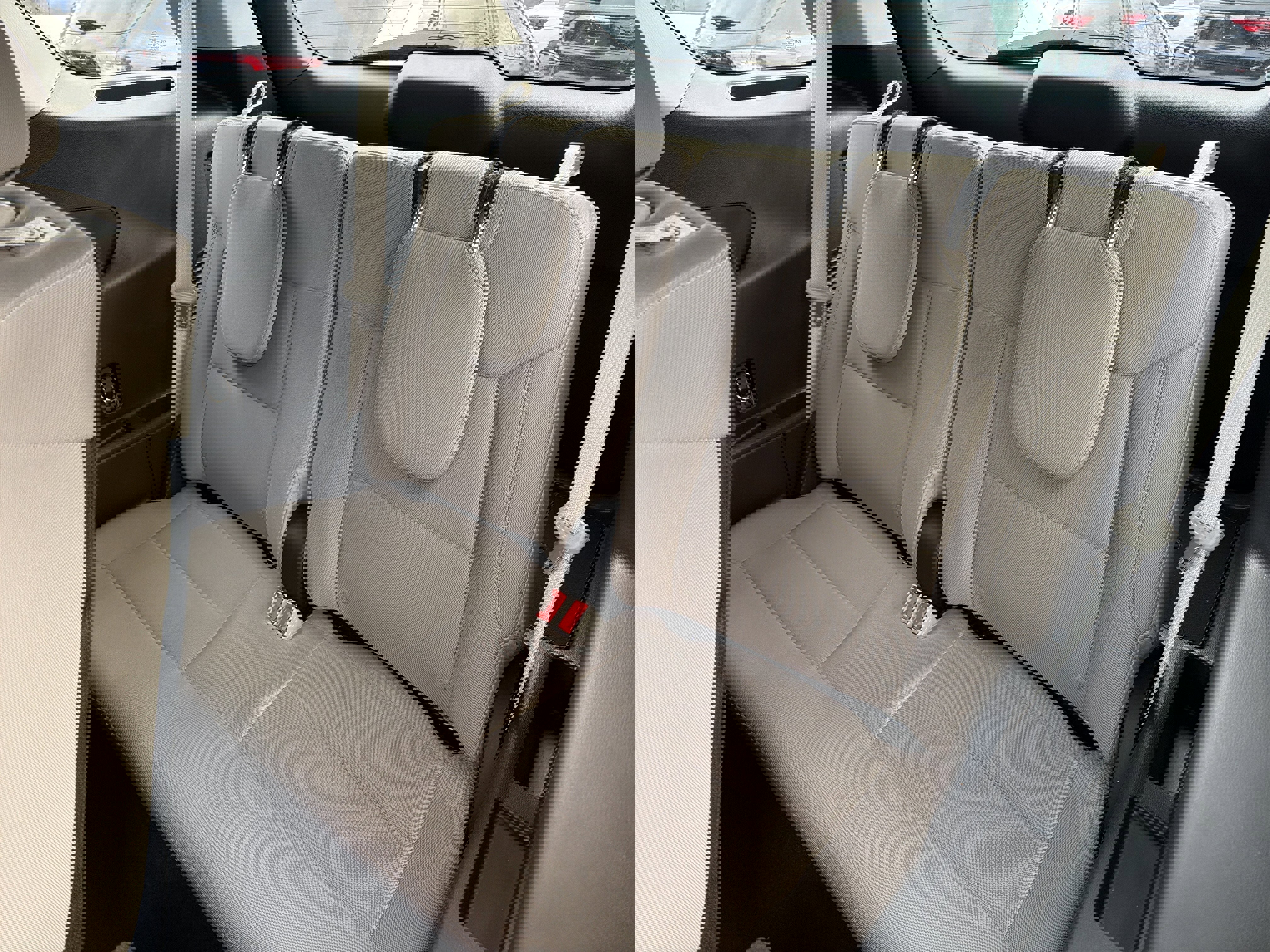 Used 2022 Ford Explorer XLT image 27