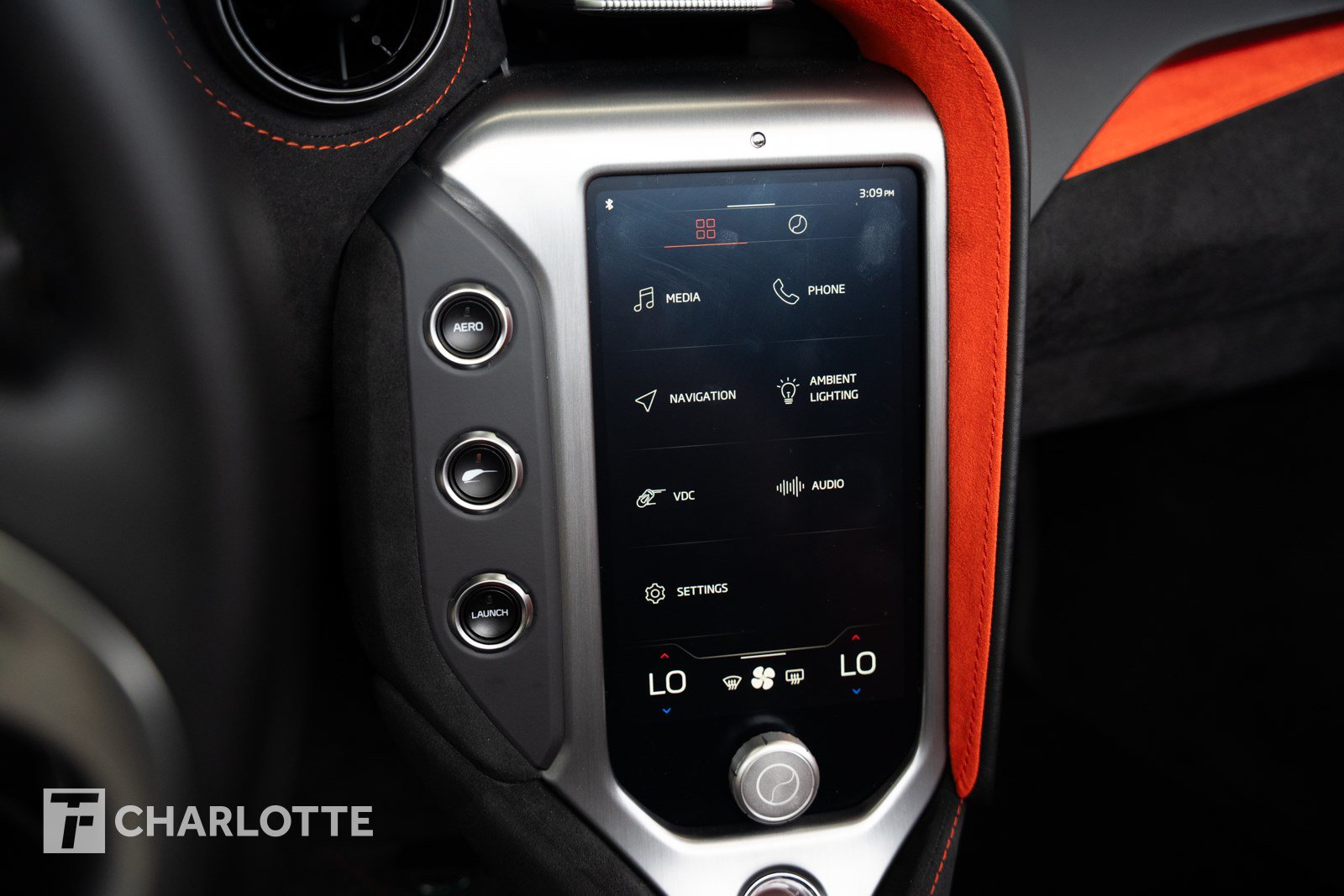 Used 2025 McLaren 750S Spider RWD image 25