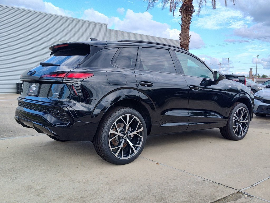 New 2026 Audi Q3 quattro 2.0T AWD/4WD image 4