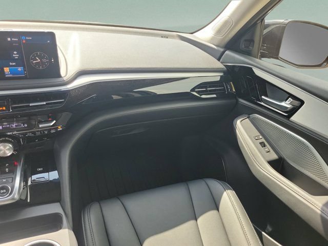 Used 2025 Acura MDX SH-AWD image 8