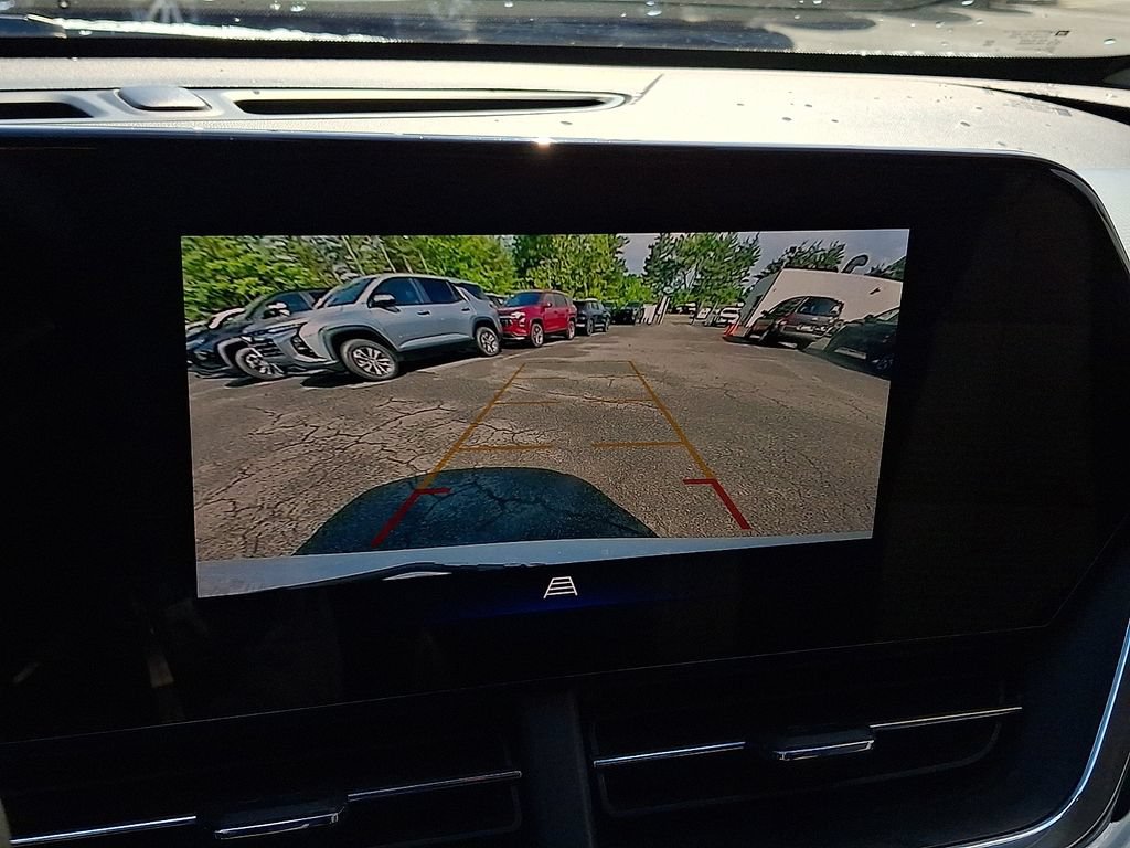 Certified 2024 Chevrolet Trax LT w/ Driver Confidence Package FWD image 17
