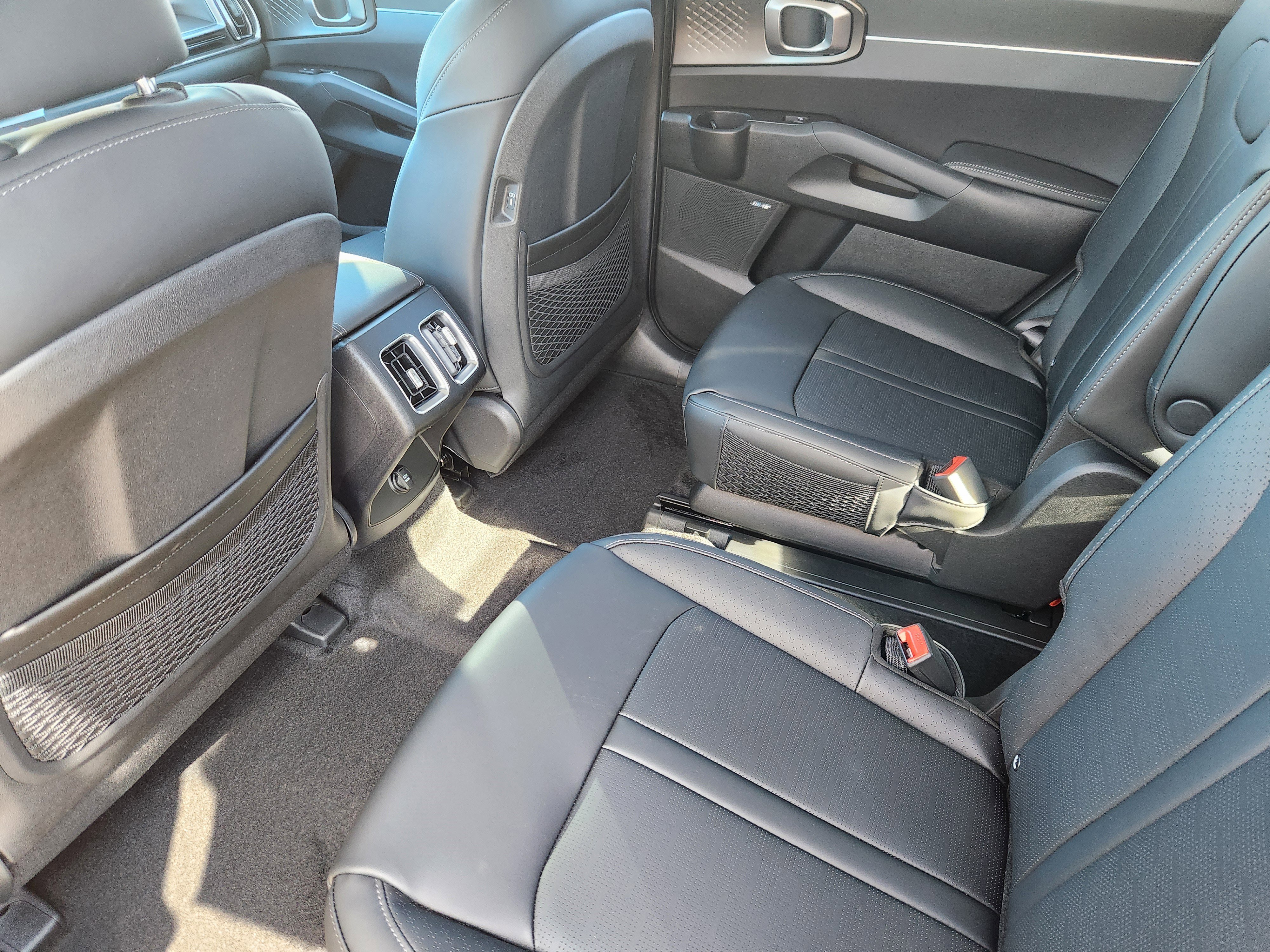 New 2026 Kia Sorento EX image 9