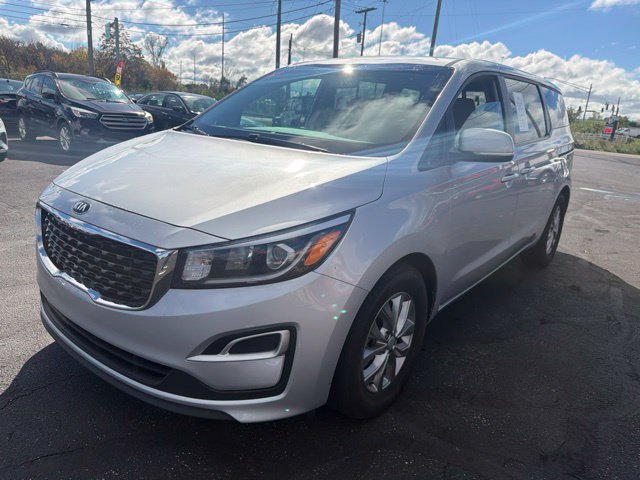 Used 2020 Kia Sedona LX FWD image 3