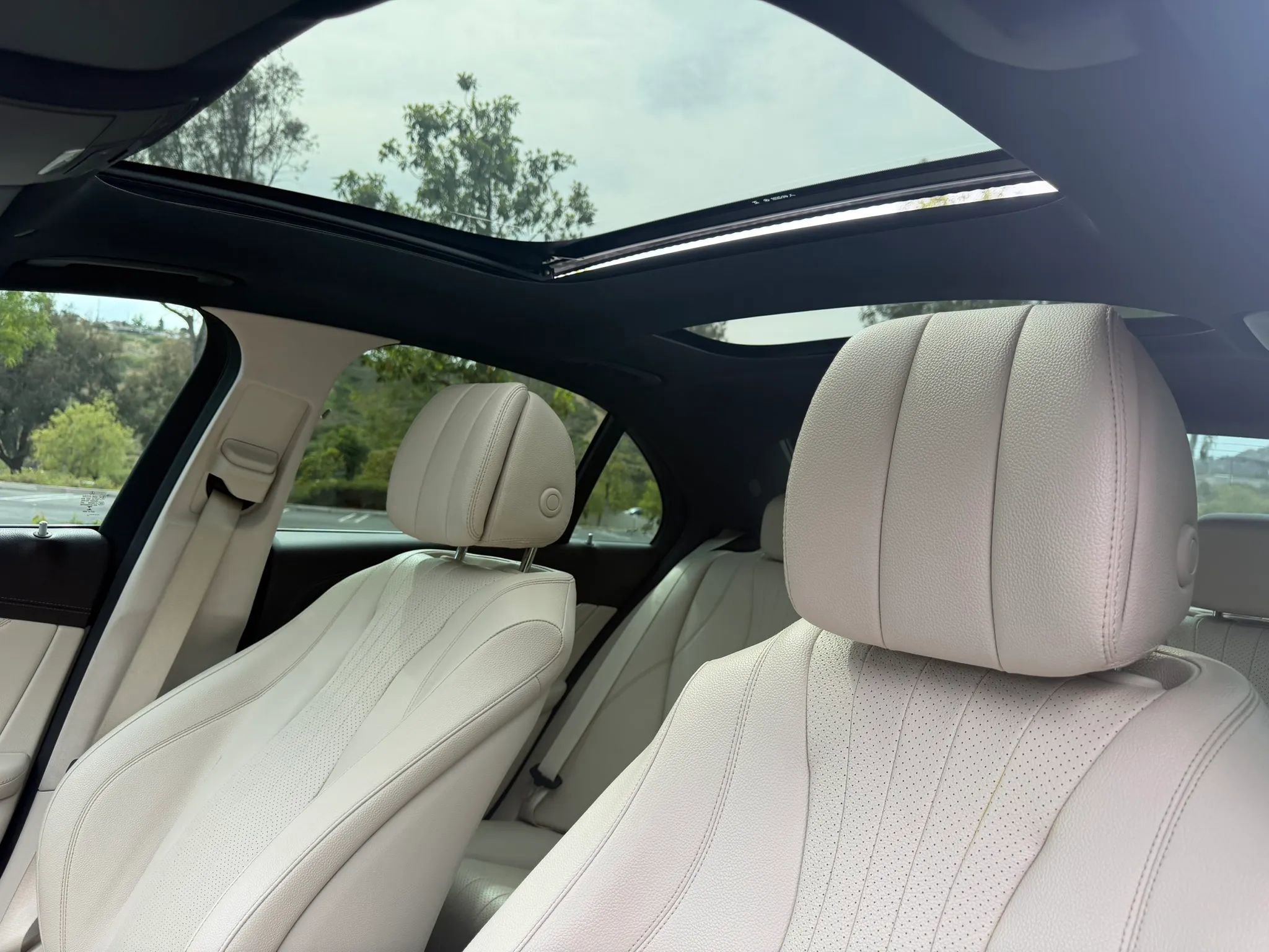 Used 2017 Mercedes-Benz E 300 image 12