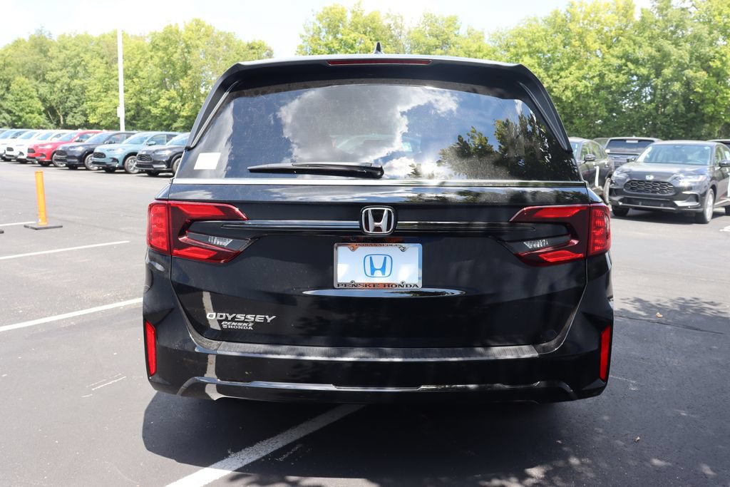 Used 2026 Honda Odyssey EX-L image 4