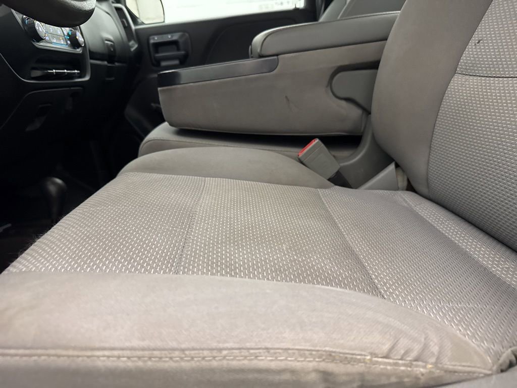 Used 2017 GMC Sierra 1500 4x4 Regular Cab image 18