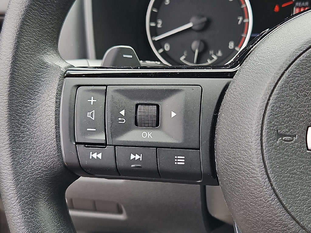 Certified 2023 Nissan Rogue SV AWD/4WD image 23