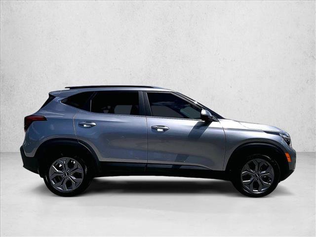 Used 2024 Kia Seltos S FWD image 5