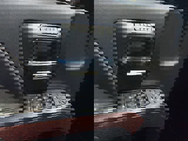 Used 2018 GMC Sierra 1500 SLT w/ Texas SLT Premium Package AWD/4WD image 12