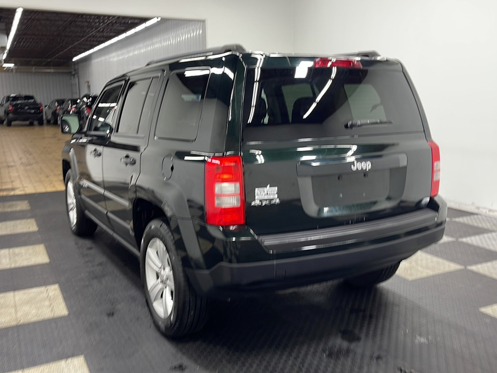 Used 2013 Jeep Patriot Sport w/ PWR Value Group AWD/4WD image 13