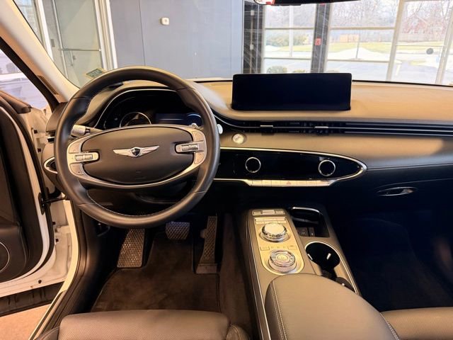 Used 2024 Genesis GV70 2.5T Select w/ Select Package image 13