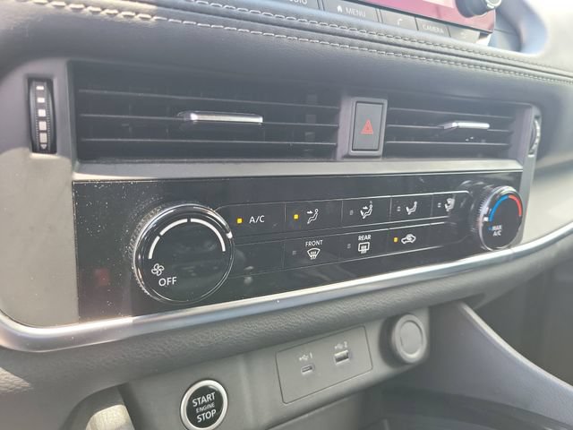 Used 2023 Nissan Rogue S AWD/4WD image 28