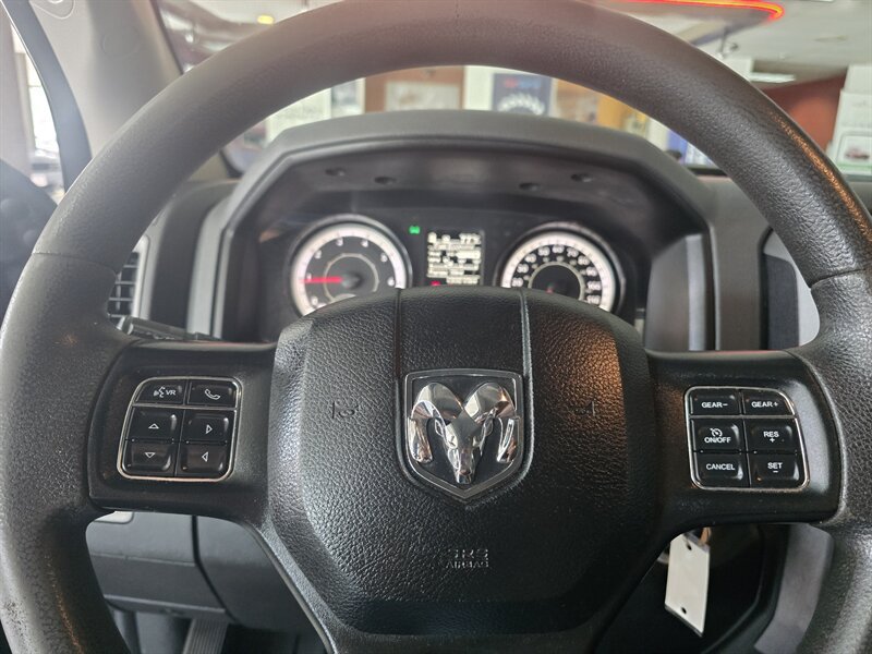 Used 2019 RAM 1500 Express w/ Express Value Package AWD/4WD image 26