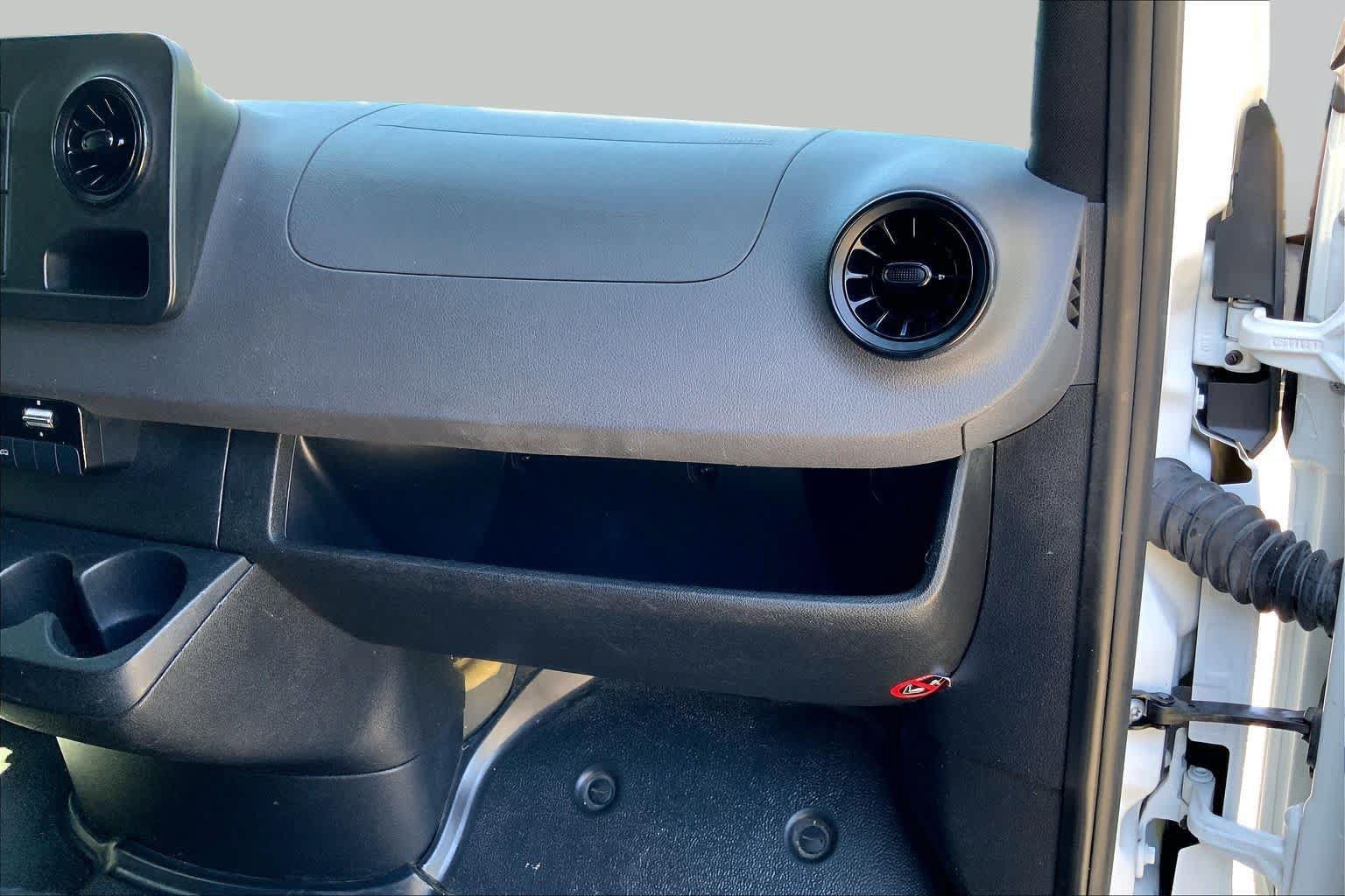 Used 2022 Mercedes-Benz Sprinter 2500 image 20