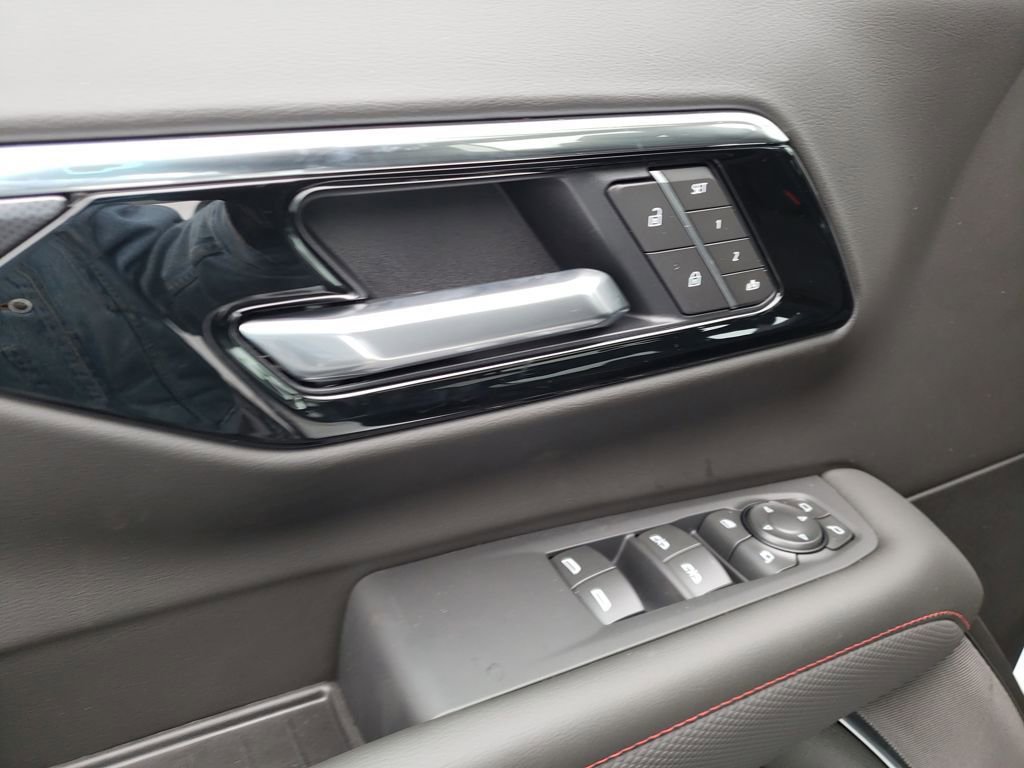 New 2026 Chevrolet Suburban RST w/ Comfort Package image 11