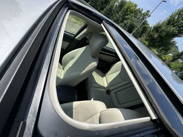 Used 2018 Ford Fusion Titanium AWD/4WD image 6