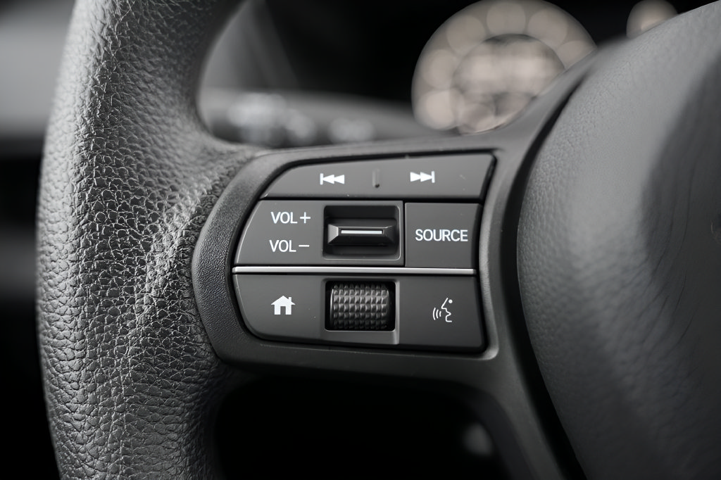 Used 2025 Honda CR-V EX image 25