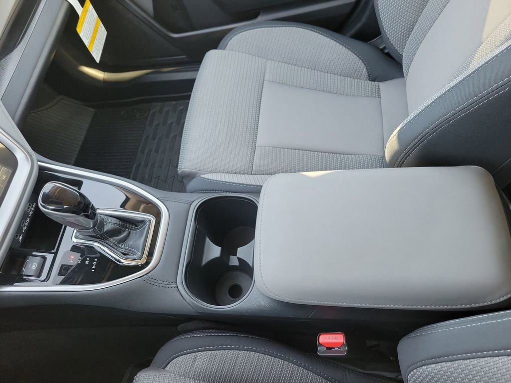 Used 2025 Subaru Outback Premium w/ Popular Package #1A image 20