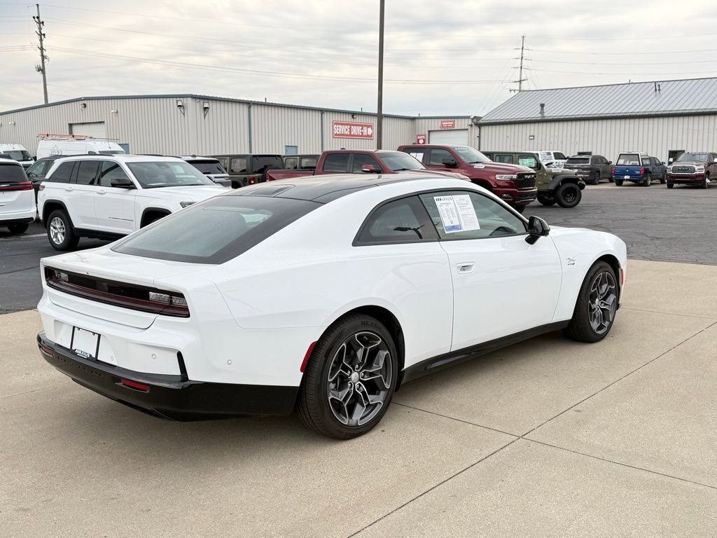 Used 2025 Dodge Charger R/T w/ Plus Group image 7