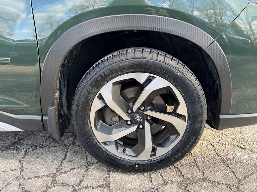 Used 2023 Subaru Forester Touring image 13