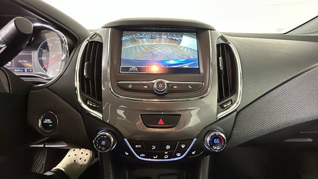 Used 2019 Chevrolet Cruze LT w/ Convenience Package FWD image 24