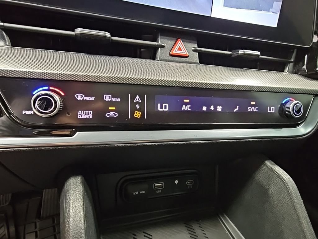 Used 2023 Kia Sportage SX image 22