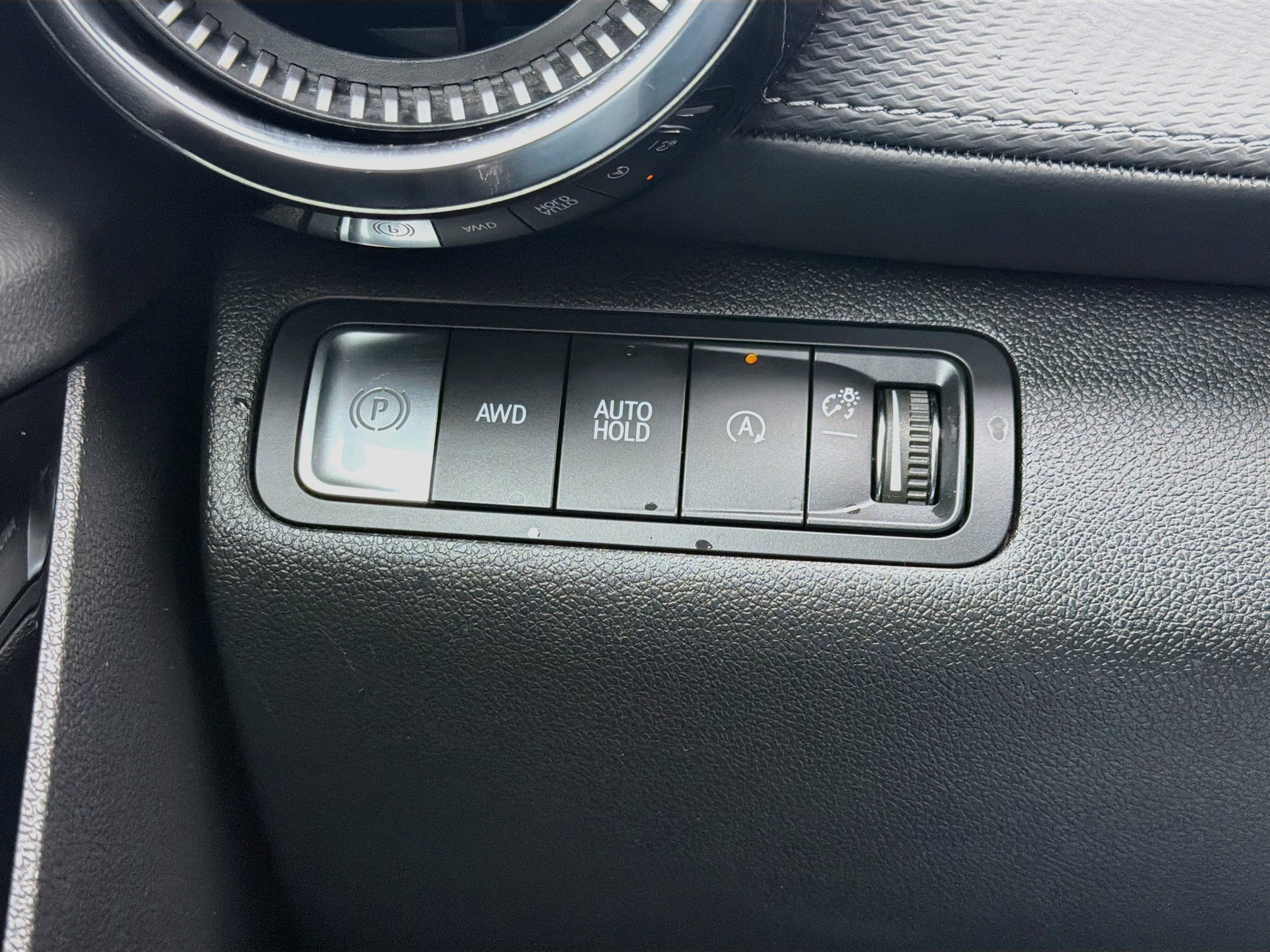 Used 2025 Chevrolet Equinox LT w/ Convenience Package II AWD/4WD image 17