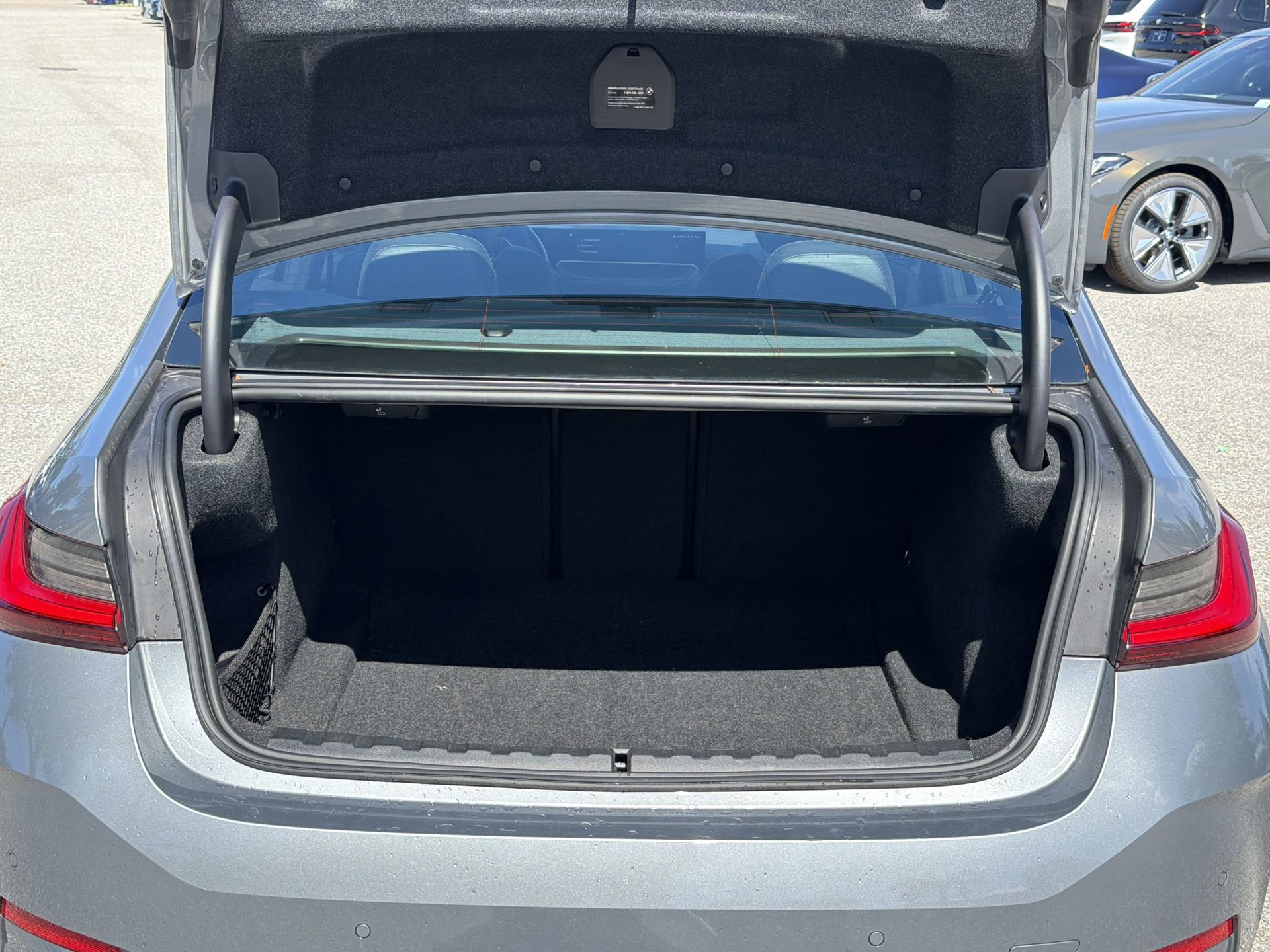 Certified 2024 BMW 330i Sedan RWD image 11