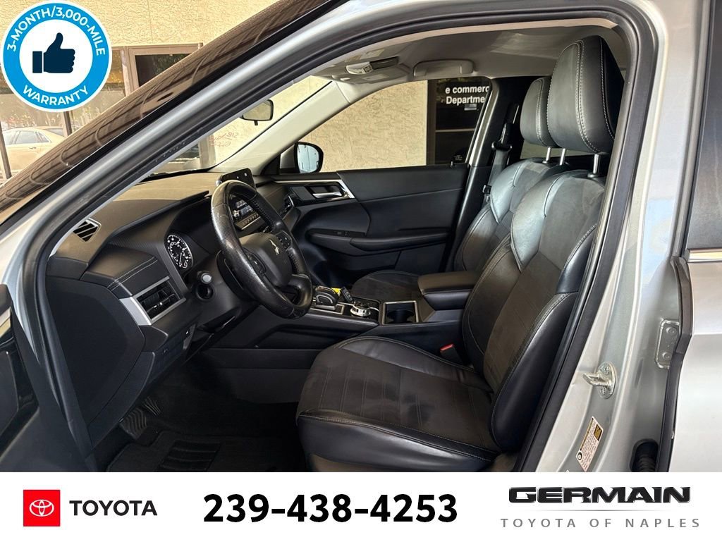 Used 2022 Mitsubishi Outlander SE FWD image 16