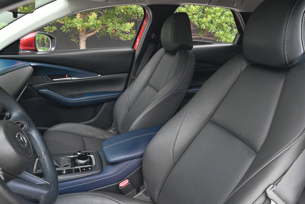 Used 2020 MAZDA CX-30 FWD w/ Select Package image 12