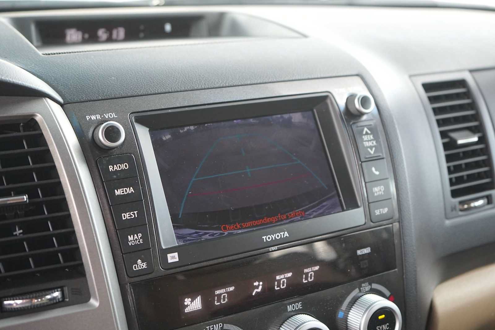 Used 2013 Toyota Sequoia Platinum RWD image 22
