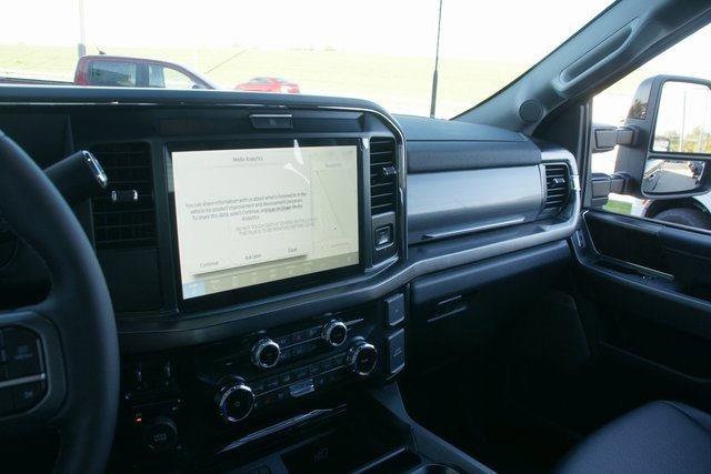 New 2026 Ford F350 Lariat image 26