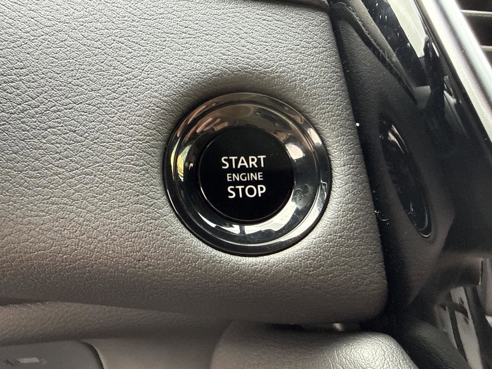 New 2026 Nissan Armada SL w/ Captain's Chari Seat Package image 30