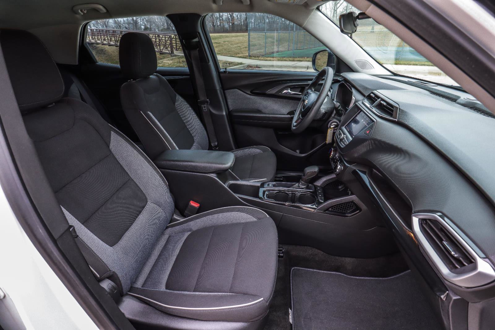 Used 2023 Chevrolet TrailBlazer LS FWD image 36