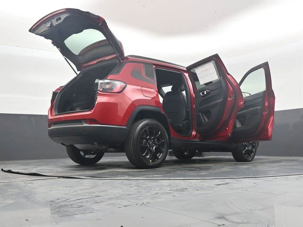 New 2026 Jeep Compass Latitude AWD/4WD image 52