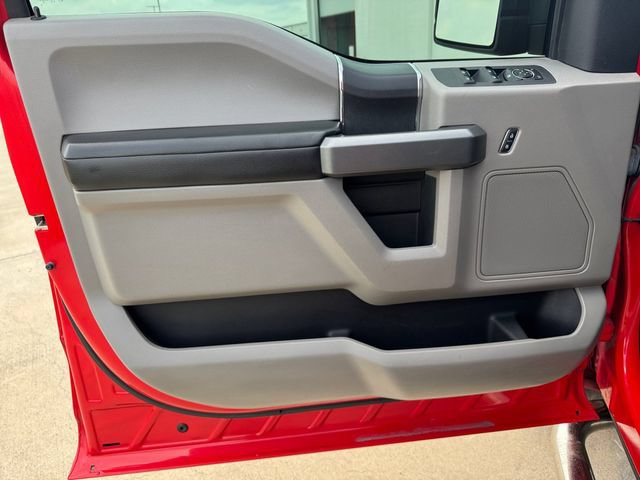Used 2016 Ford F150 XLT AWD/4WD image 4