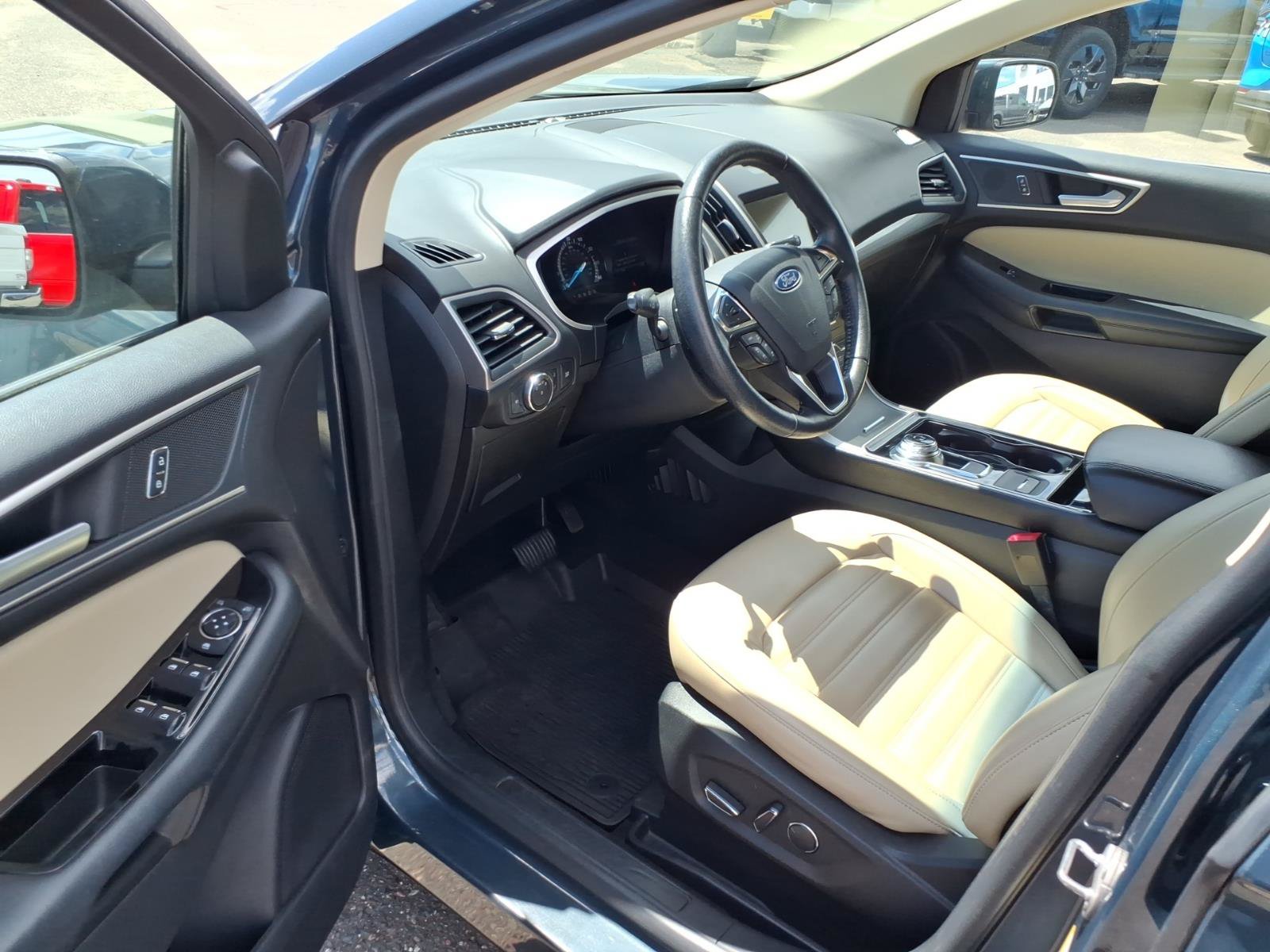 Used 2019 Ford Edge SEL w/ Equipment Group 201A AWD/4WD image 10
