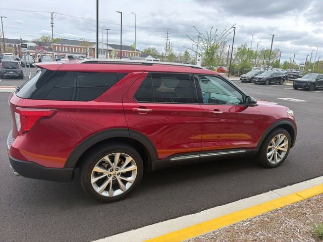 Used 2022 Ford Explorer Platinum w/ Technology Package AWD/4WD image 15