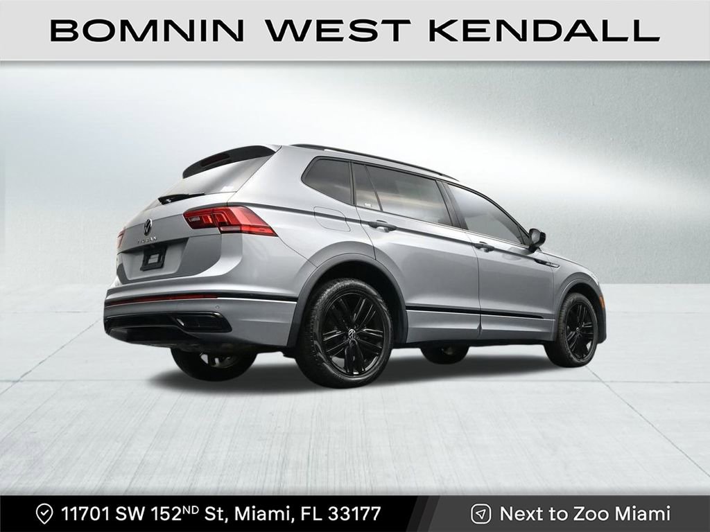 Used 2022 Volkswagen Tiguan SE R-Line image 25