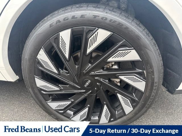Used 2024 Lincoln Nautilus Black Label w/ Jet Appearance Package (87T) AWD/4WD image 10