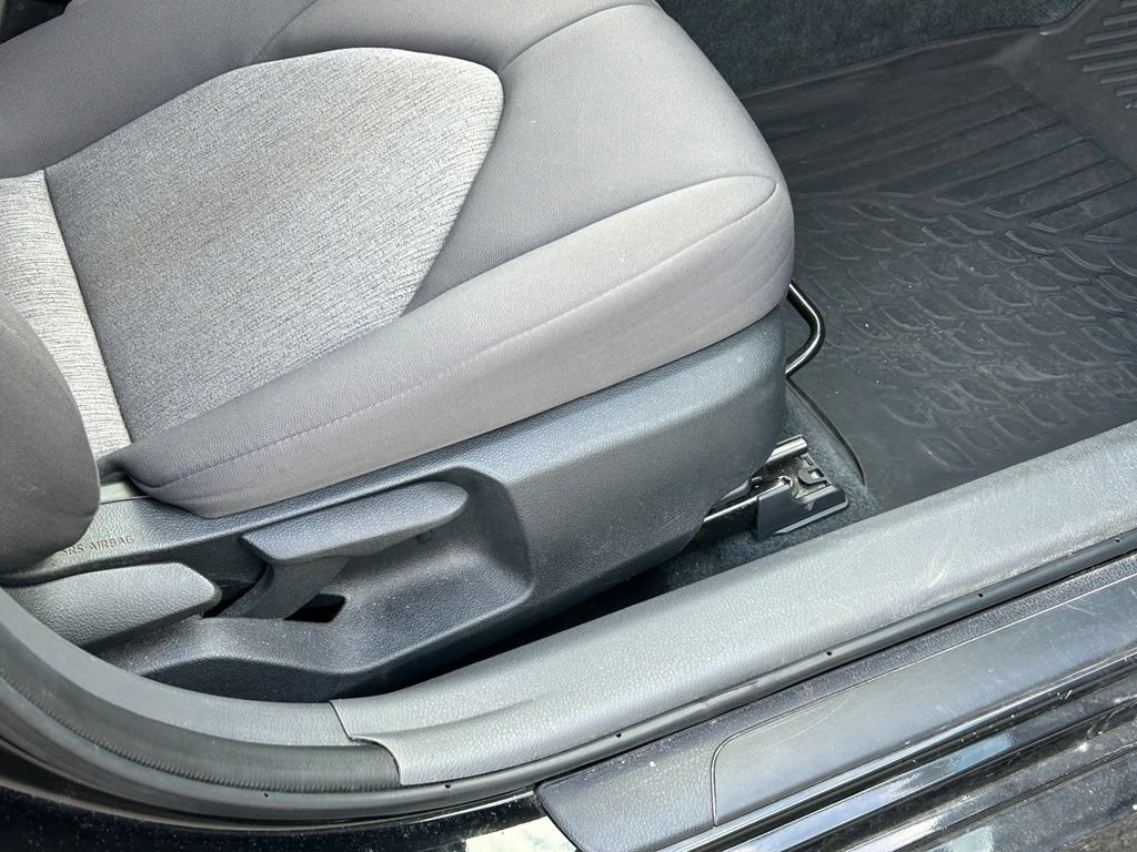 Used 2023 Toyota Camry LE FWD image 32