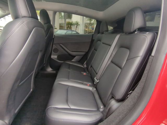 Used 2023 Tesla Model Y Performance AWD/4WD image 16