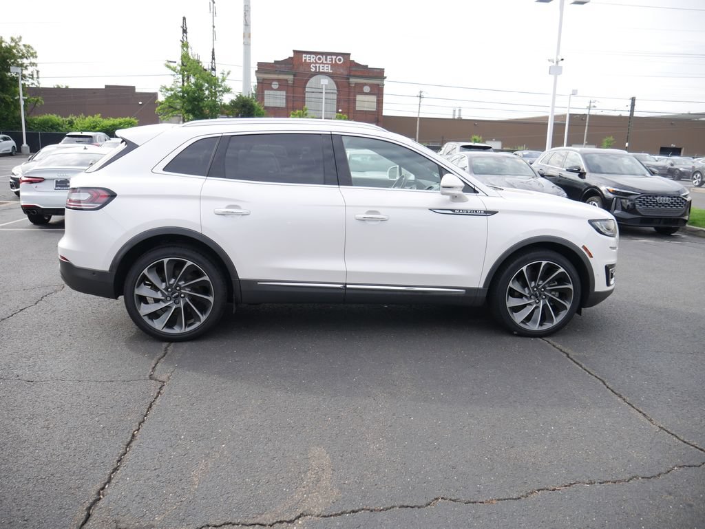 Used 2019 Lincoln Nautilus Reserve w/ Ultimate Package AWD/4WD image 9