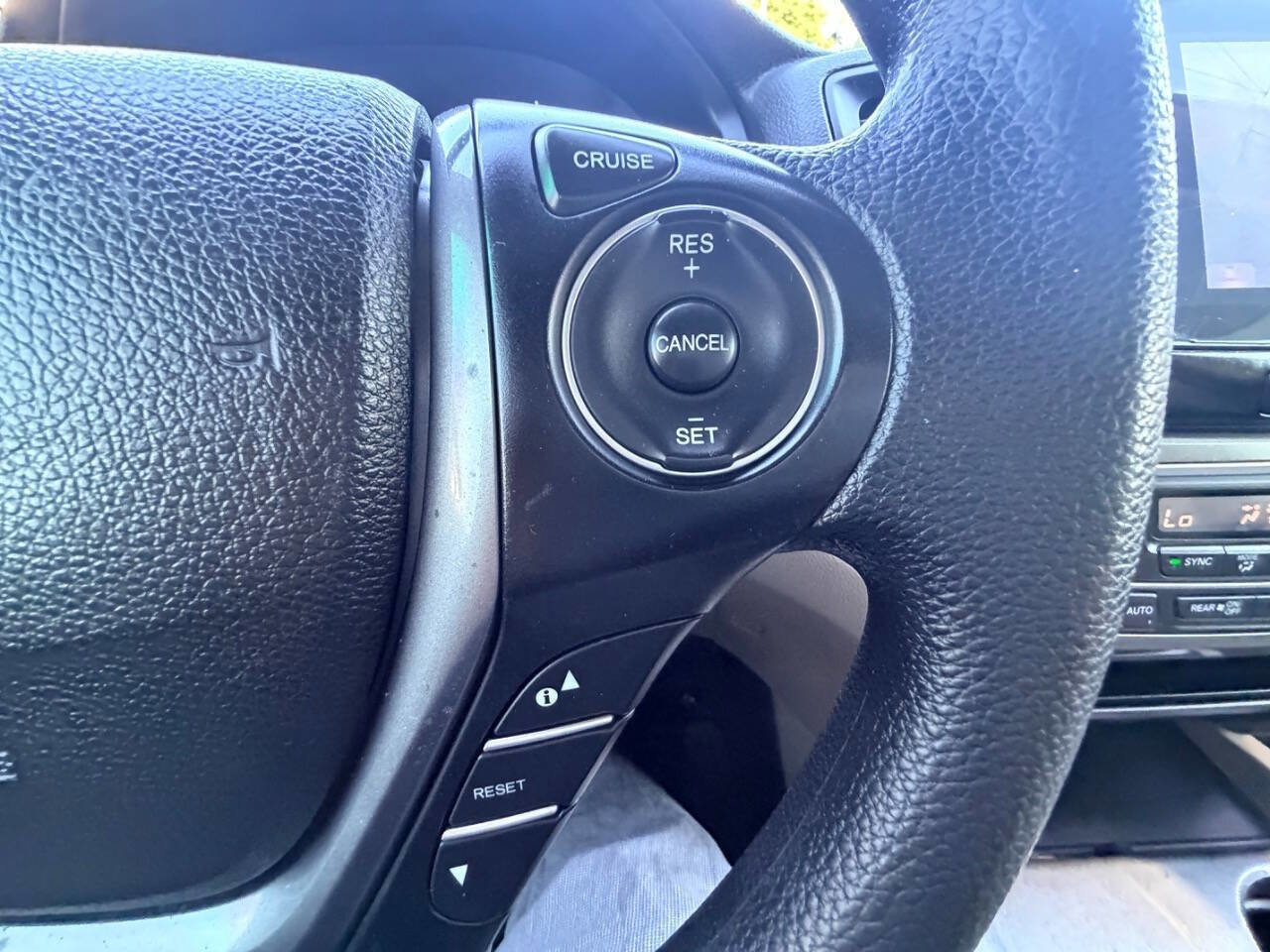 Used 2016 Honda Pilot EX image 7