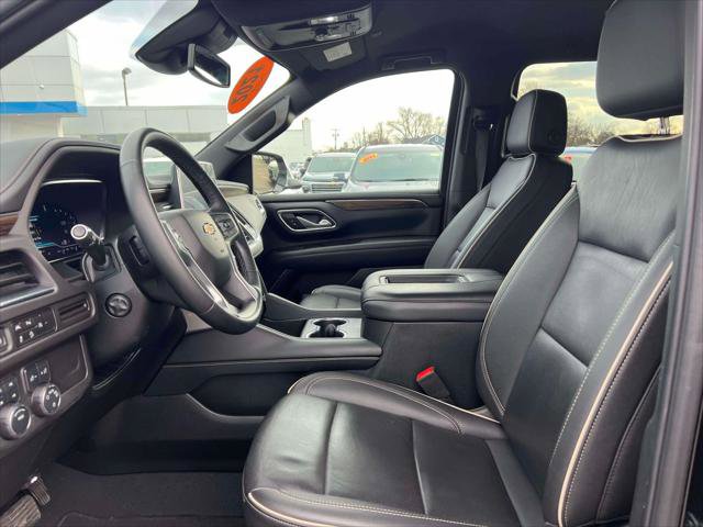 Used 2024 Chevrolet Suburban Premier image 15