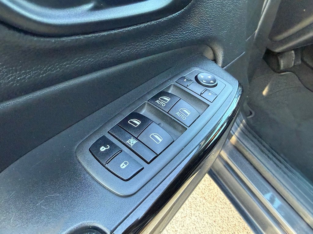 Used 2021 Jeep Cherokee Latitude Plus image 18