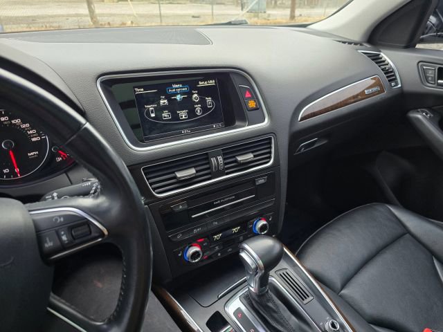 Used 2017 Audi Q5 2.0T Premium image 26