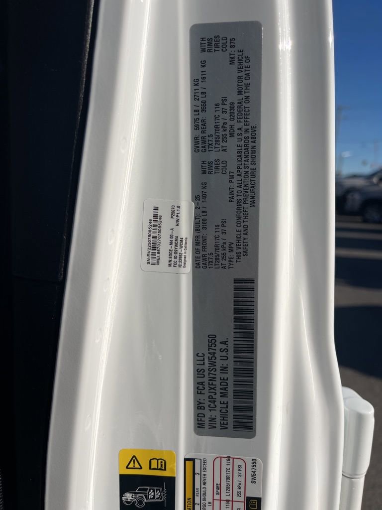 Used 2025 Jeep Wrangler Unlimited Rubicon image 36